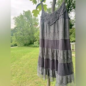 Lace Mesh Crochet Dress Juniors sz S, Short A-Line Charcoal Gray Exhilaration